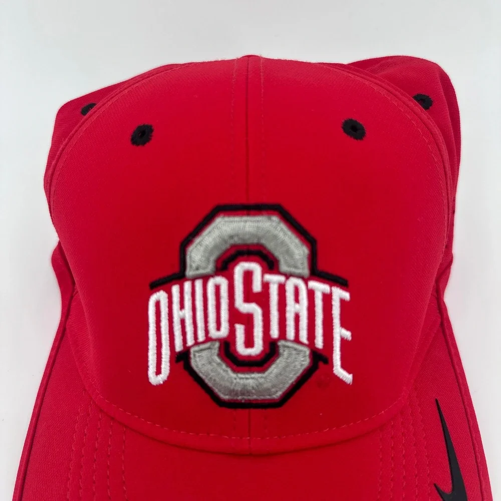 Nike Ohio State Buckeyes‎ Hat Mens OSFM Red Dri-FIT Adjustable Cap 669749-661